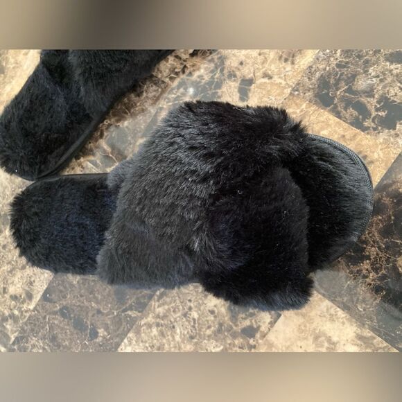 Faux Fur Hard Bottom Slippers Slides Animal Furry Fuzzy Lounge Loungewear - Picture 2 of 6